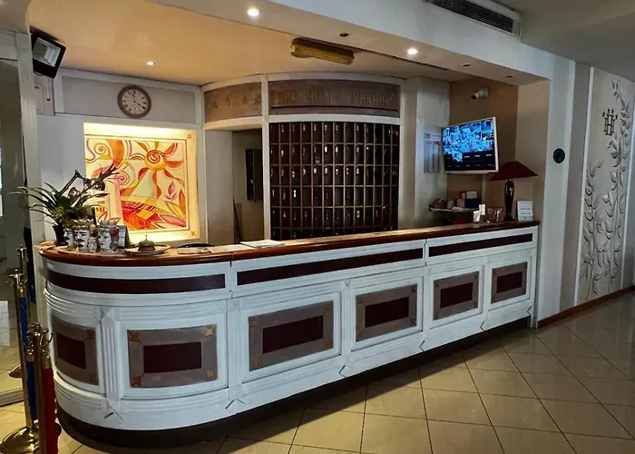 Park Paradiso Hotel 4*